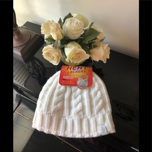 White beanie hat